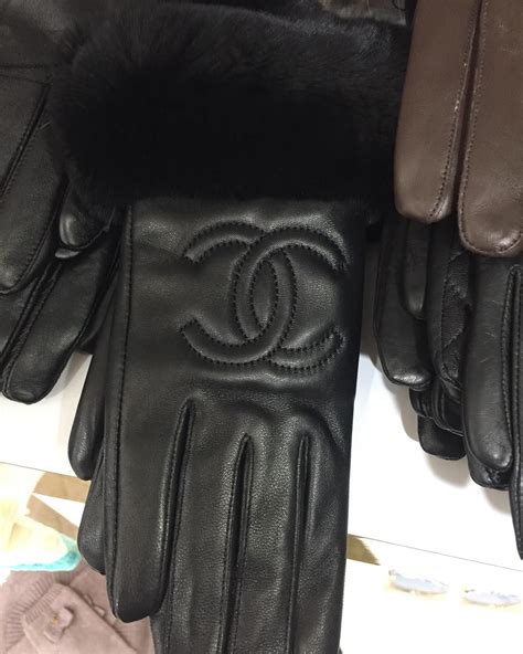 used leather chanel gloves